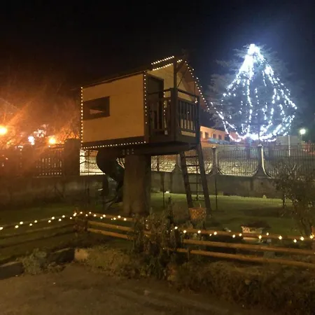 Lo Sherpa Dom wakacyjny *